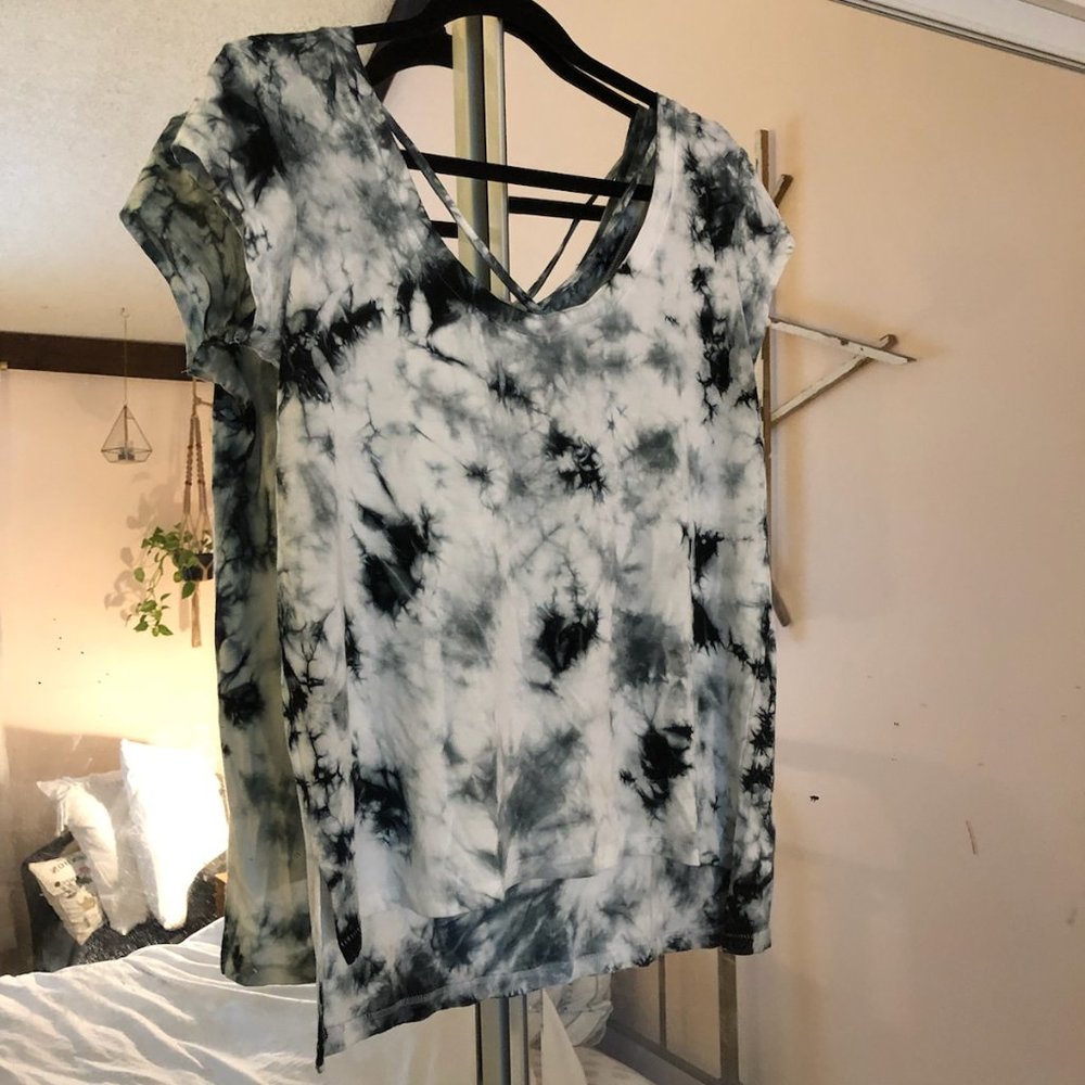 AE Soft and Sexy Tie Dye Shirt Criss Cross Detail